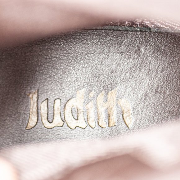 Judith Leather Boots size 9.5 - Picture 7 of 8